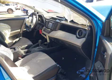 2017 Toyota Rav4 Xle из США, поврежденный, VIN JTMWFREV1HJ105492